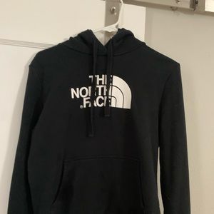 Black north face hoodie